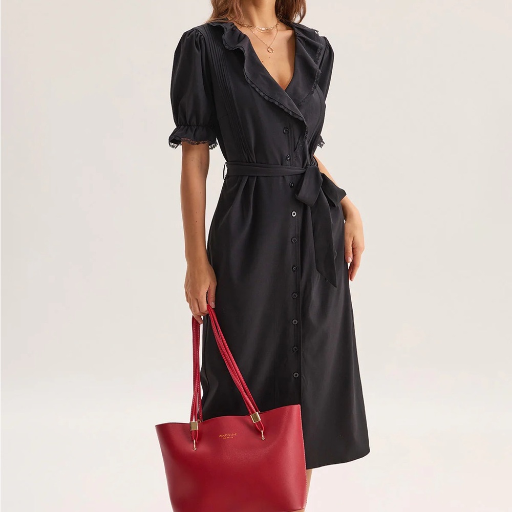 Rihoas Black Ruffle Belted Maxi Dress